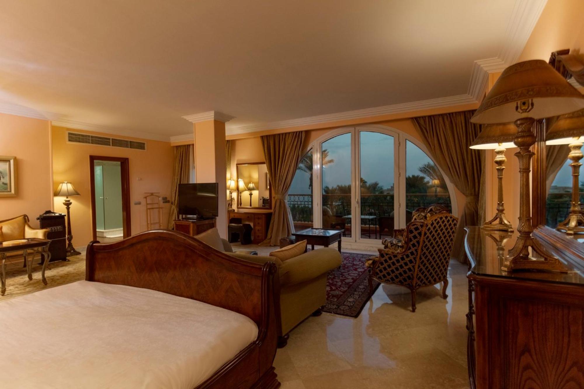 Royal Savoy Sharm El Sheikh (Adults Only) Sharm El Sheikk Exterior foto Suite at the Grand Hotel