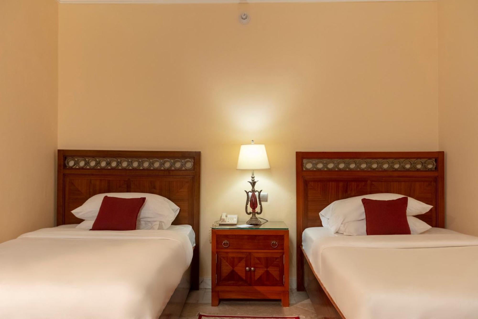 Royal Savoy Sharm El Sheikh (Adults Only) Sharm El Sheikk Exterior foto A room at the hotel