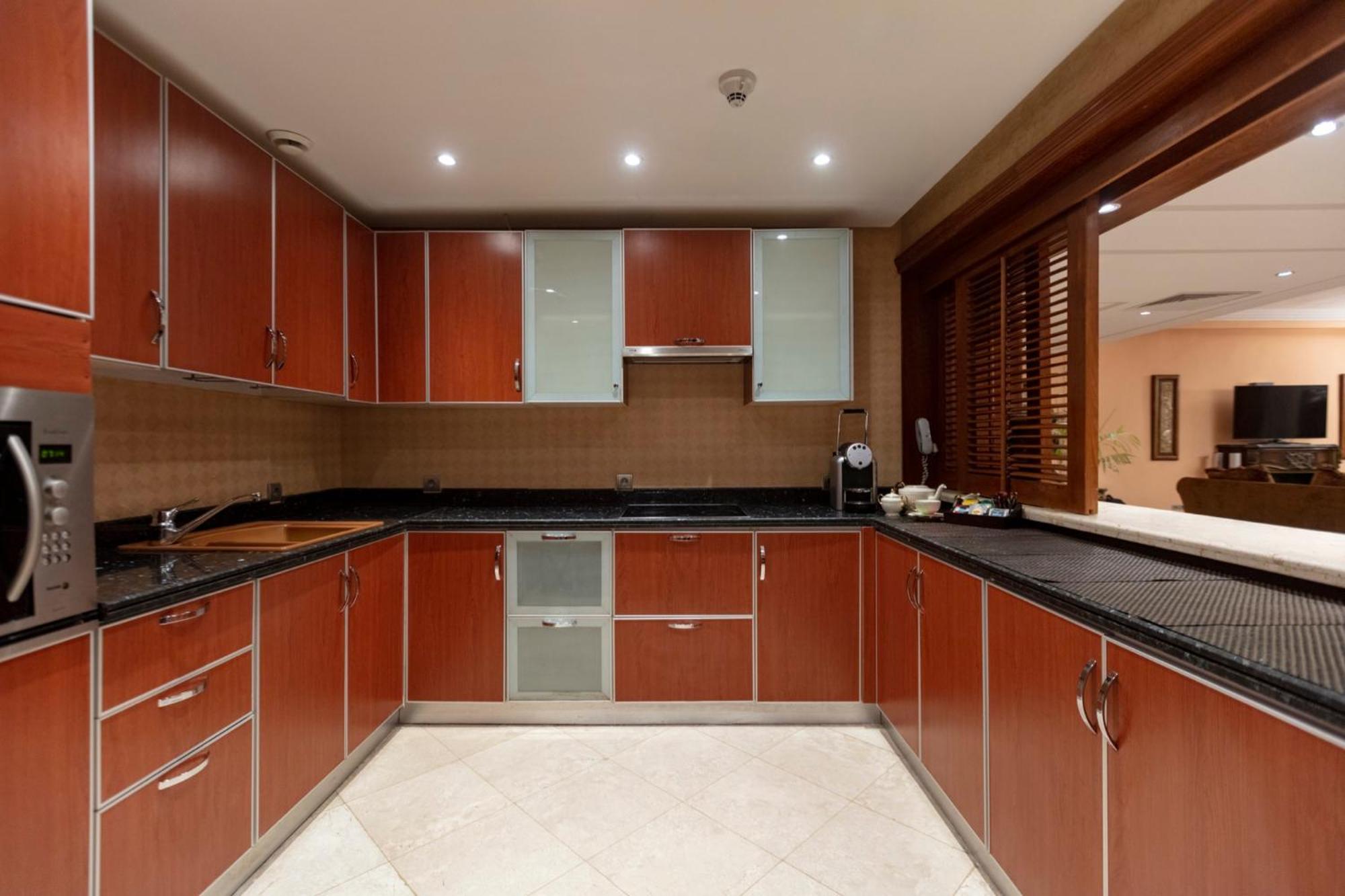 Royal Savoy Sharm El Sheikh (Adults Only) Sharm El Sheikk Exterior foto A modern kitchen