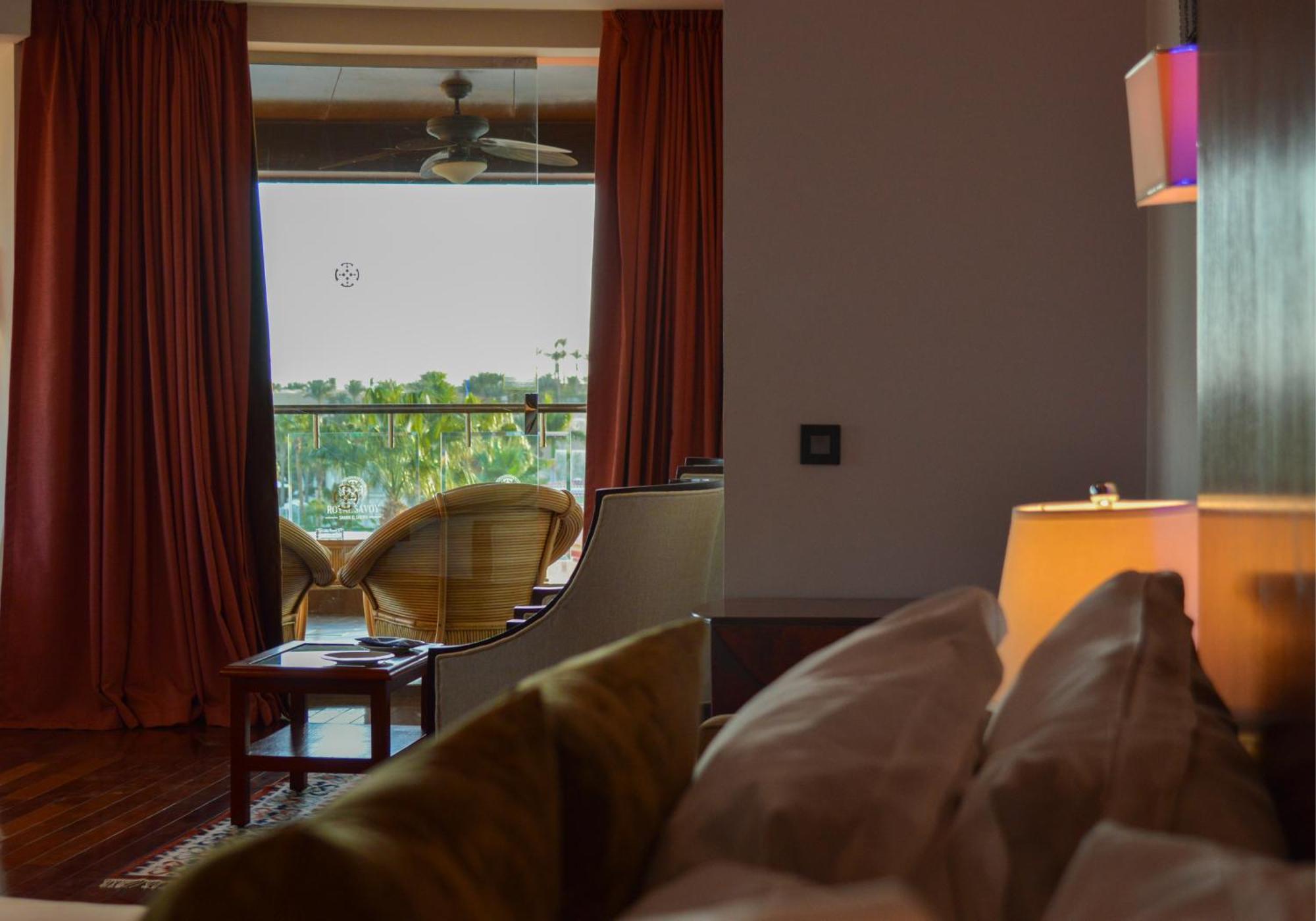 Royal Savoy Sharm El Sheikh (Adults Only) Sharm El Sheikk Exterior foto A suite at the hotel